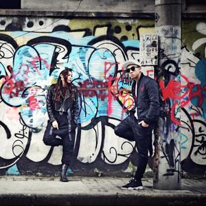 扒开你粉嫩的屎眼
